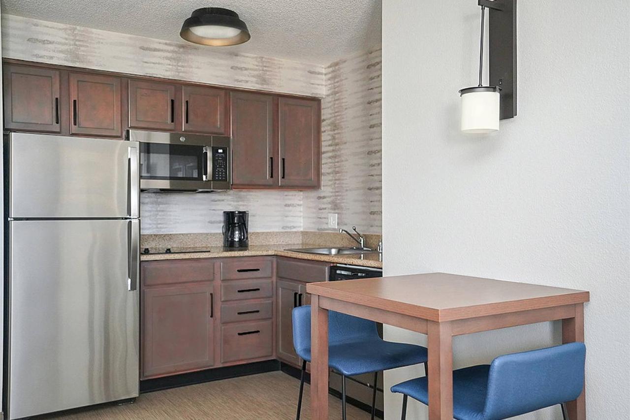 Residence Inn Colorado Springs North/Air Force Academy Экстерьер фото